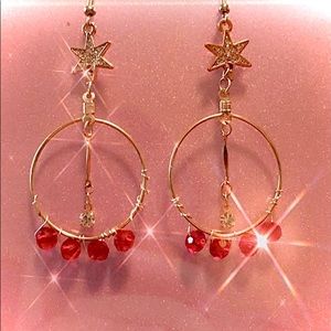 handmade chain/charm with wired gems hoop earrings